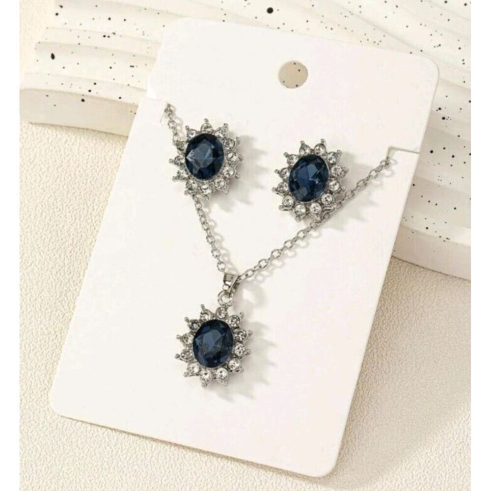 2 Pcs Set European & American Style Full Rhinestone Sunflower Shaped Royal Blue